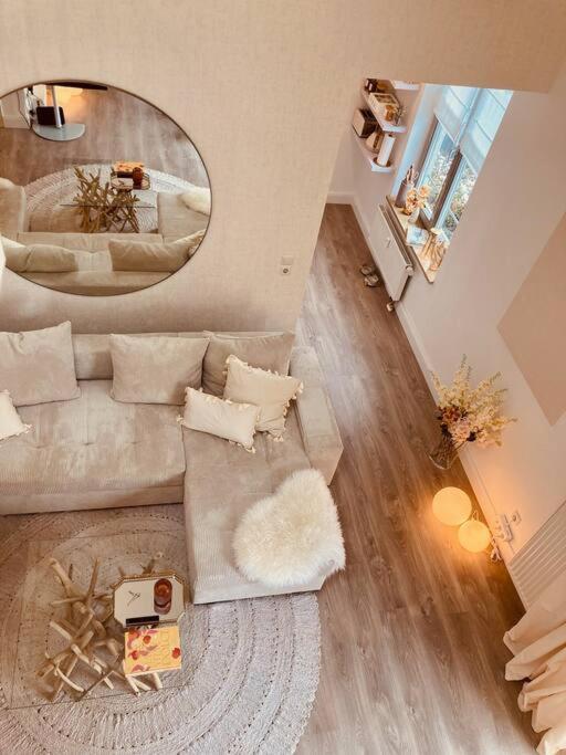Amalfi Home - Stylish Apartment With Terrace Schoenefeld Exterior photo