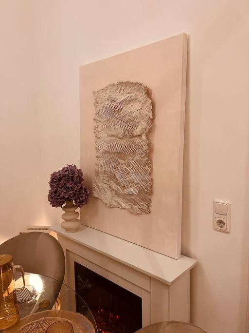 Amalfi Home - Stylish Apartment With Terrace Schoenefeld Exterior photo